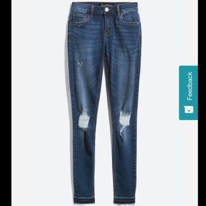 Lena Super Skinny Distressed Released Hem Jean